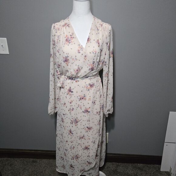 Everly Floral Rayon Wrap Dress Long Sleeve Size L Pink Multicolor Fairy Whimsy - Picture 1 of 10